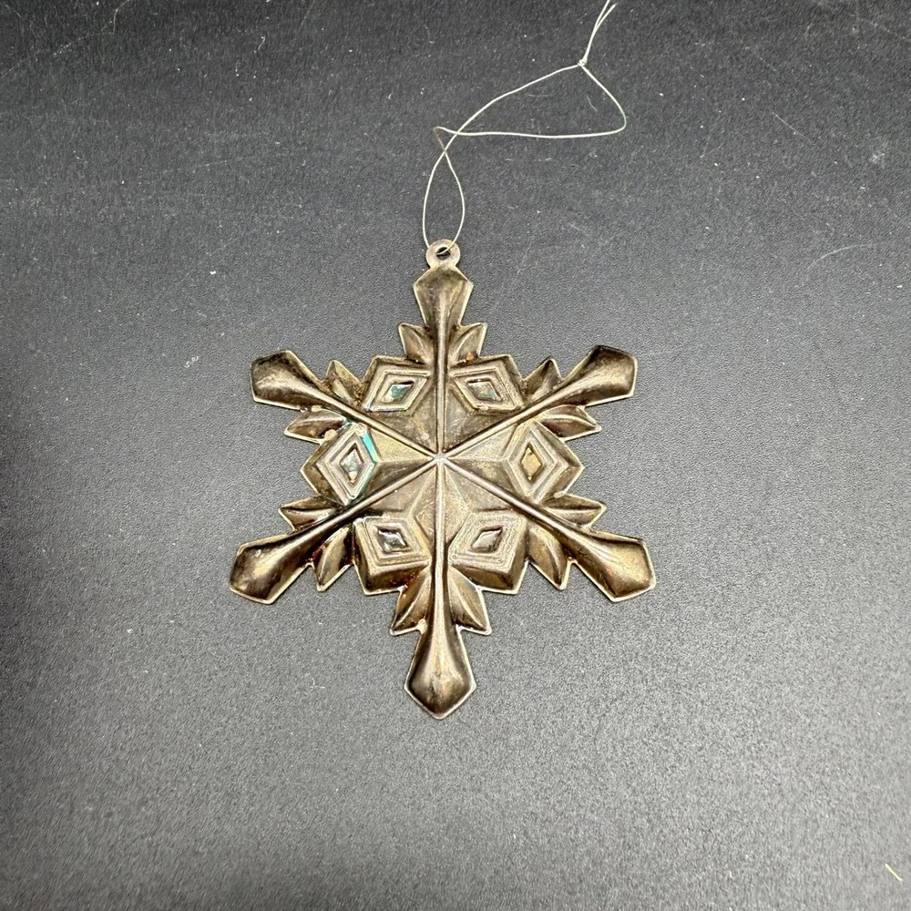 2000‎ Silver Plated Snowflake Christmas Ornament Happy Holidays Engraved Vintage